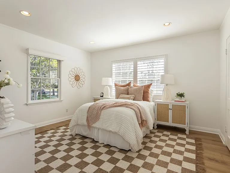 3544 Gardenia Ave — Photo 41