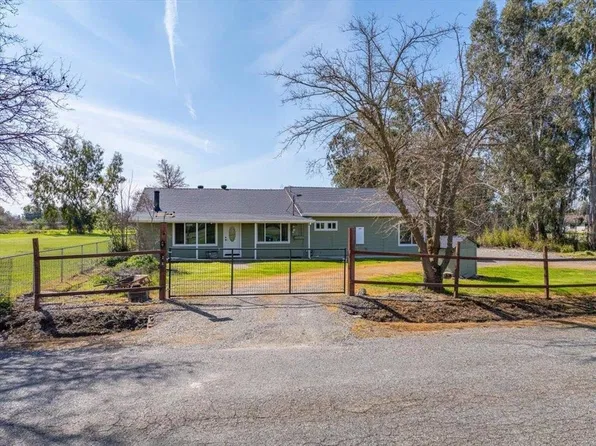 25001 Brook St, Los Molinos, CA 96055
