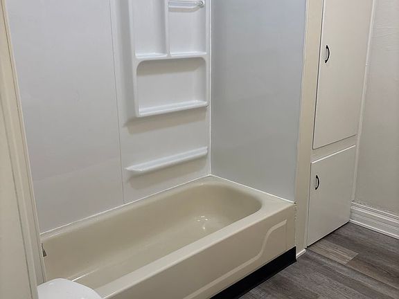 5th image of 2147 C St #1