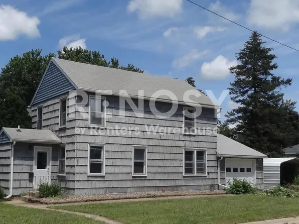 1355 S Main St, Zumbrota, MN 55992