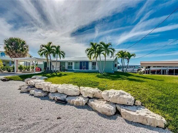 2891 Cussell Drive, St James City, FL 33956