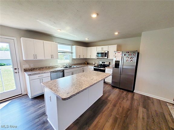 4th image of 114 Vesper Cir