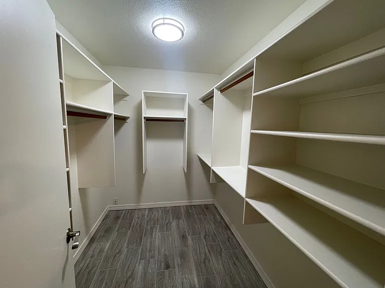 1113 W Sparrow Dr — Photo 11