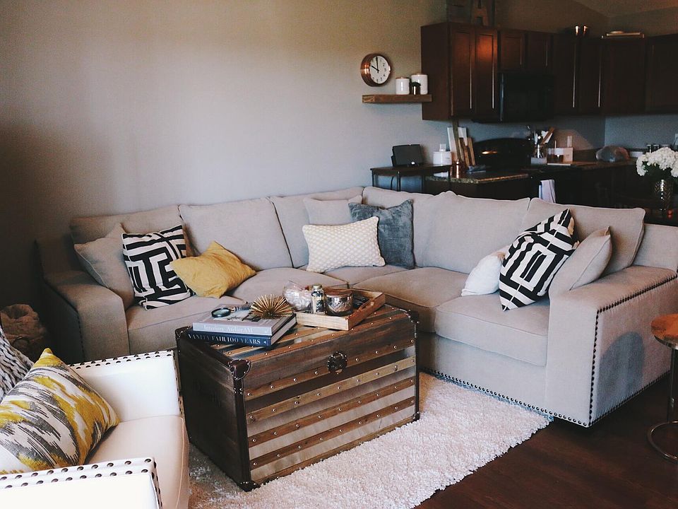 2nd image of 915 Newport Beach Way Unit 12