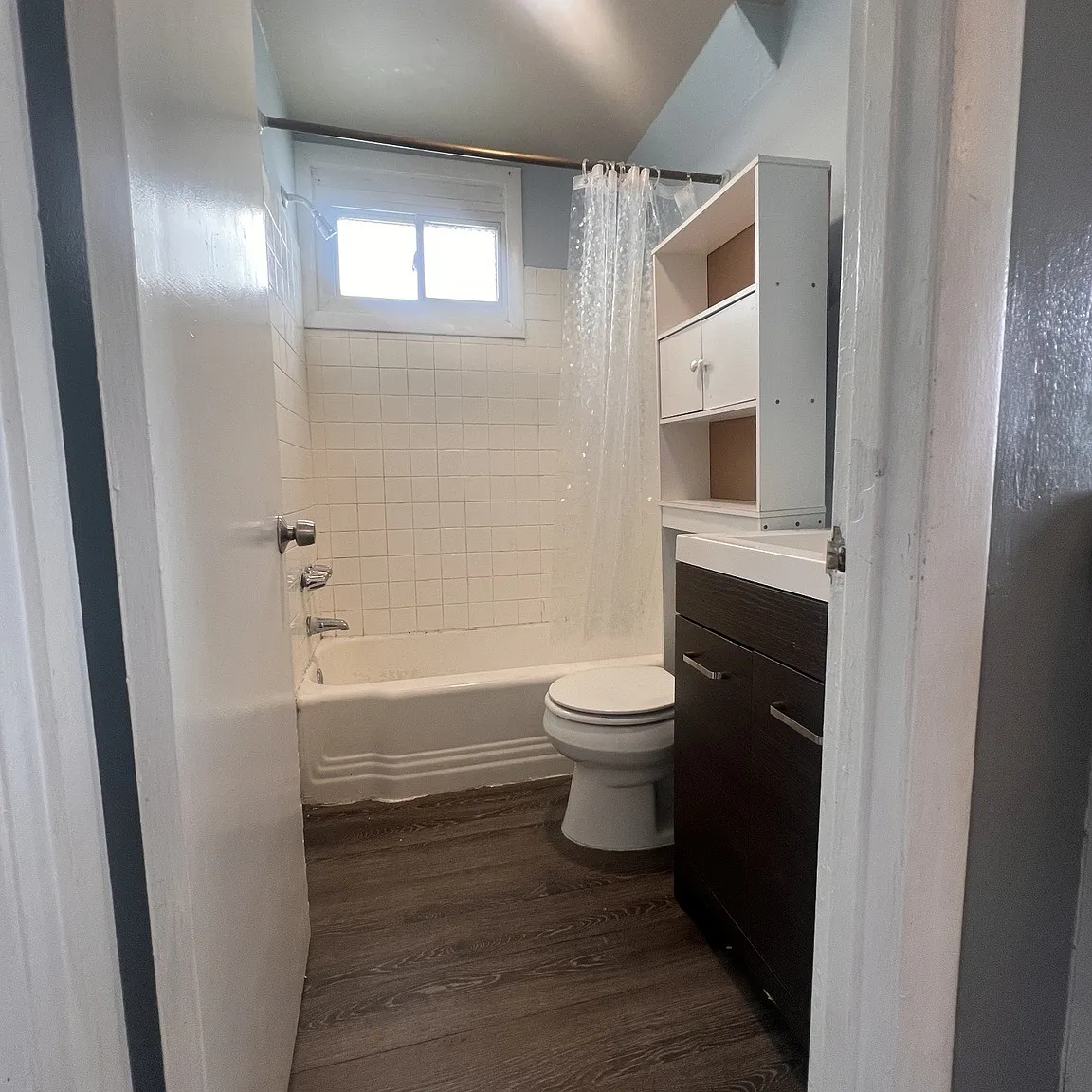 3 bed, 4644 sqft, $2,000 — Photo 4