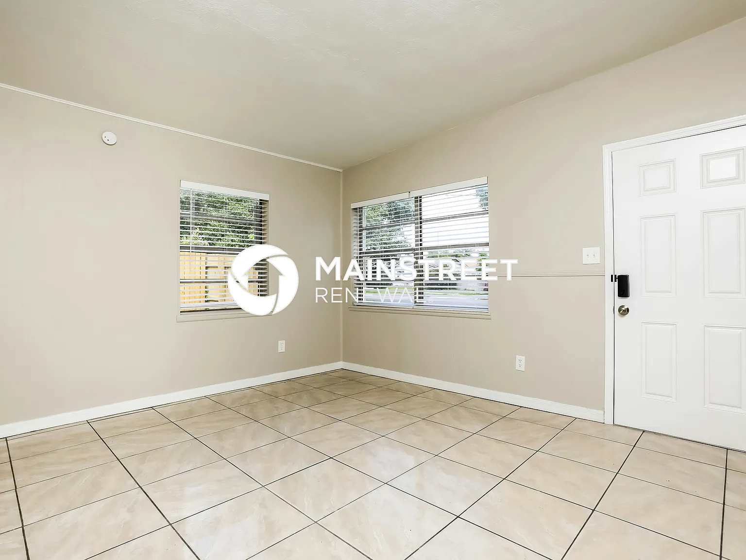 6234 Balboa Dr — Photo 2