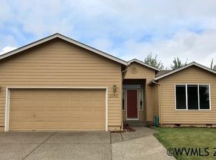 2054 Knoll Ct S, Salem, OR 97302