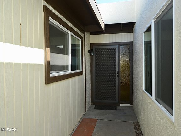 3rd image of 1313 S Desert Meadows Cir