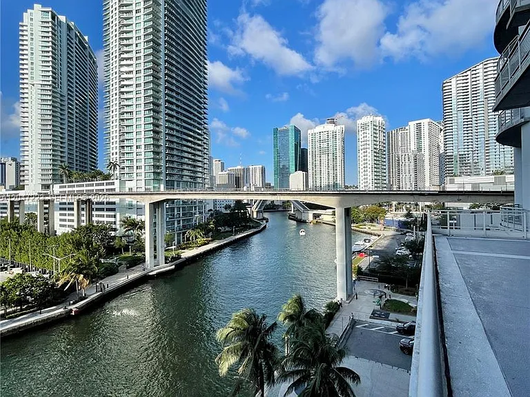 690 SW 1st Ct #3115 — Photo 35