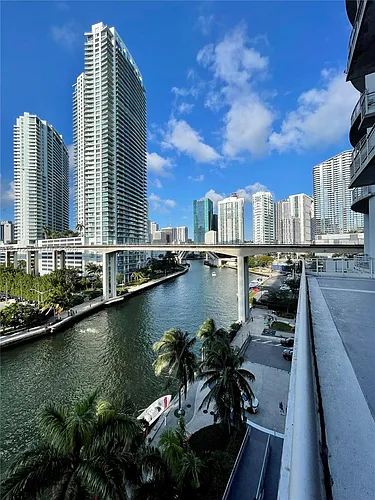 690 SW 1st Ct Photo 1