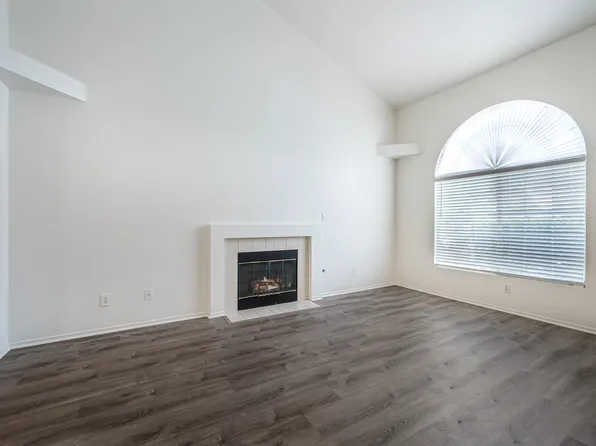8429 Indigo Sky Ave, Las Vegas, NV 89129