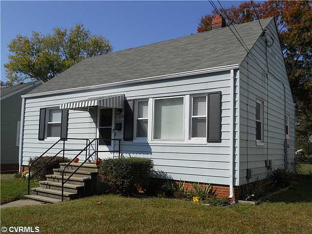 1st image of 218 N Fern Ave