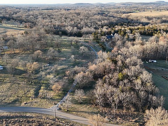 4th image of 4887 Vincion Rd