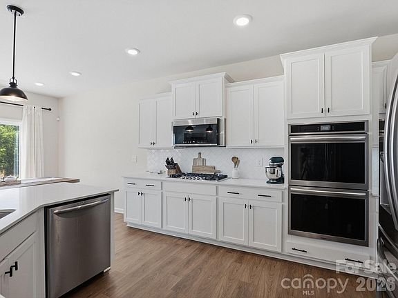 3rd image of 1174 Narrowmouth Ct