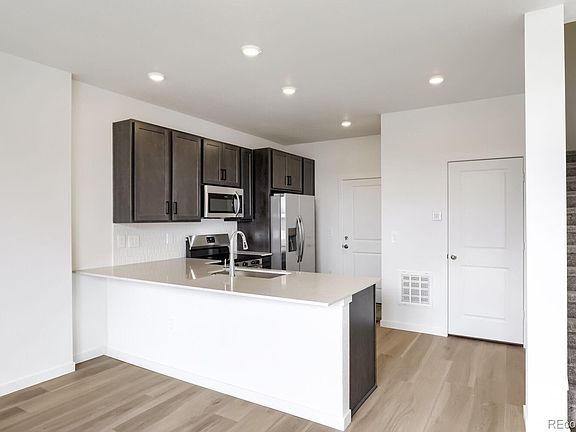 4th image of 403 N Bently Street