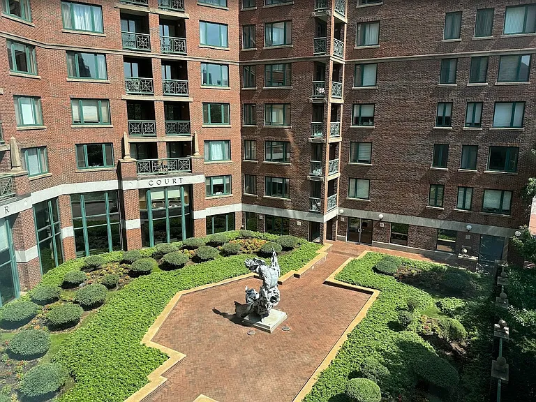 Landscaped inner courtyard at River Court in prime East Cambridge / Kendall Square.
