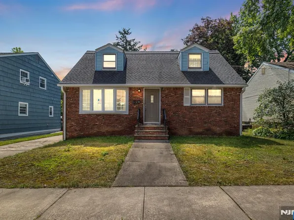 11 Milton Ct, Rutherford, NJ 07070