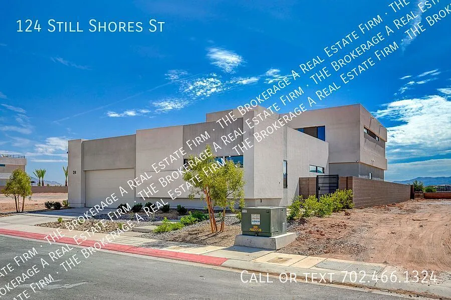 Stunning Blue Heron Lake Las Vegas Rental — Photo 3
