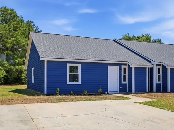 2004 E 3rd St #A, Greenville, NC 27858