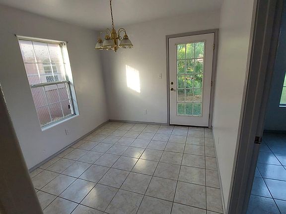 4th image of 3285 Mano Dr APT A