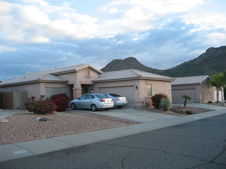 Quite Neighborhood with Mountainviews