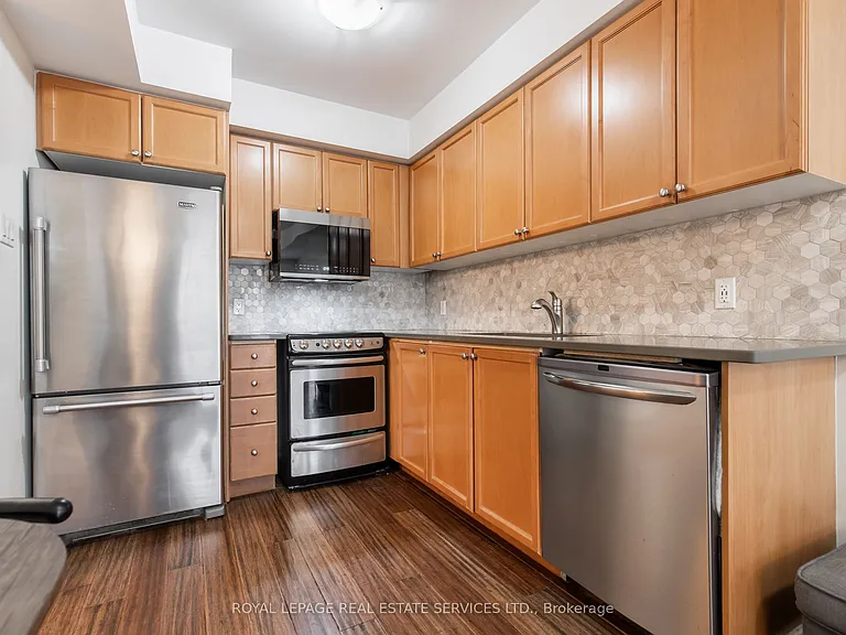 4975 Southampton Dr #272 — Photo 15
