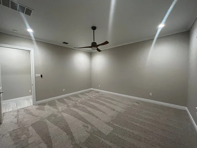 4811 Viewcrest Rd — Photo 11