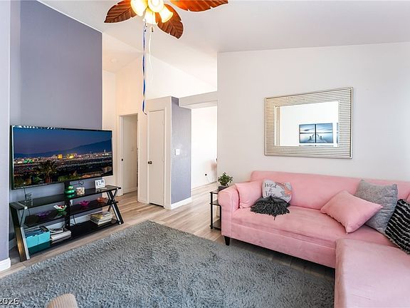 4th image of 7320 Silver Ridge Dr