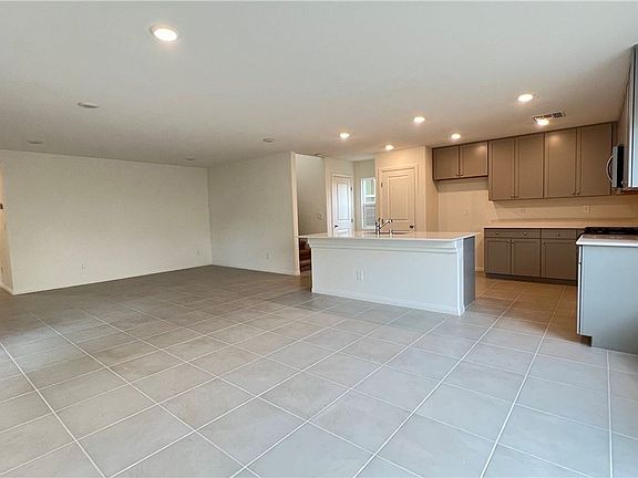 5th image of 1714 Rustic Village Ave