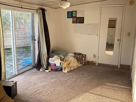 Bonus room, or 4th bedroom 