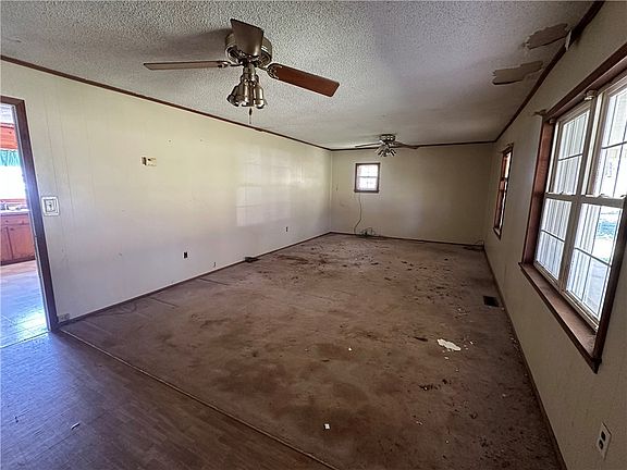 3rd image of 2534 Broadway Lake Rd