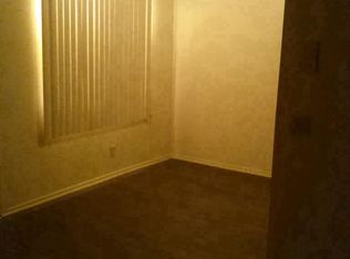 14843 Victory Blvd APT B, Van Nuys, CA 91411