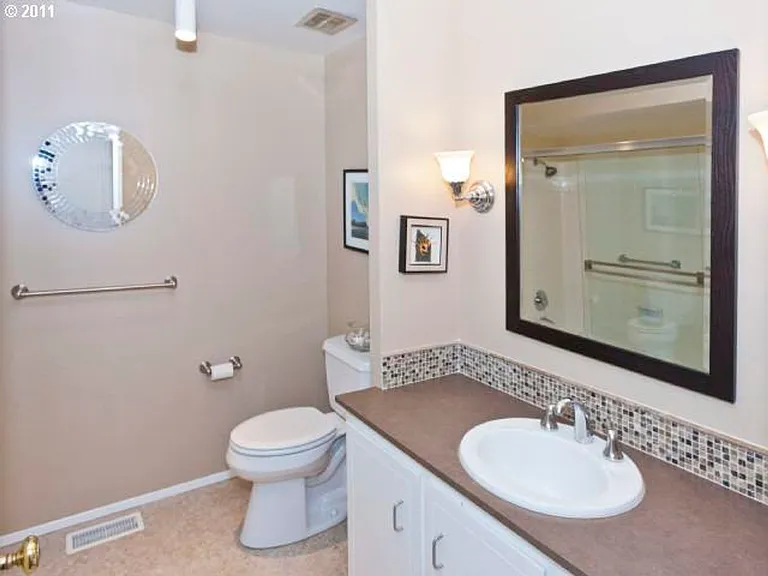15410 SW Peppermill Ct — Photo 20