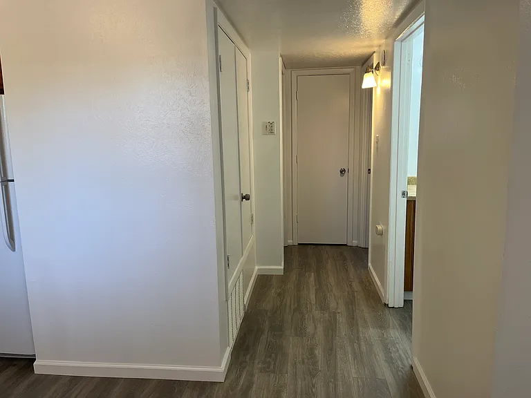 2 bed, 1.0 bath, 800 sqft, $1,135 — Photo 16