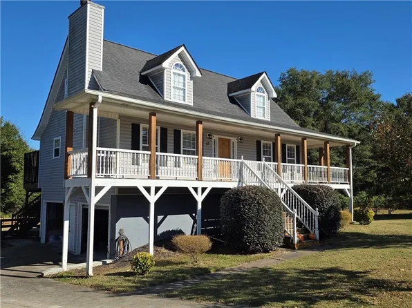 67 Haley Ct, Powder Springs, GA 30127