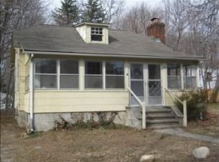 5 Canoe Rd, Sound Beach, NY 11789