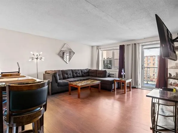 221 Beach 80th St APT 5E, Rockaway Beach, NY 11693