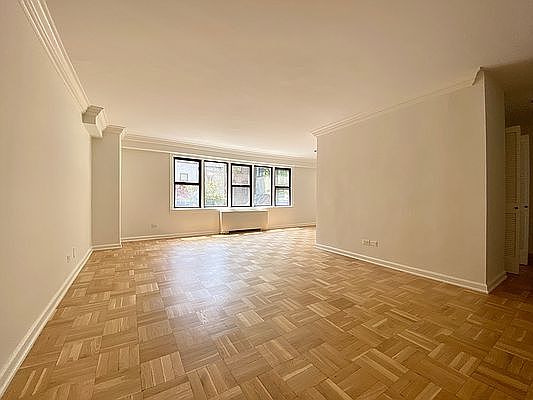 1st image of 220 E 63rd St APT 1R