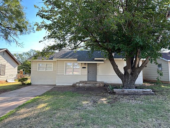 3rd image of 1017 S Bowie Dr