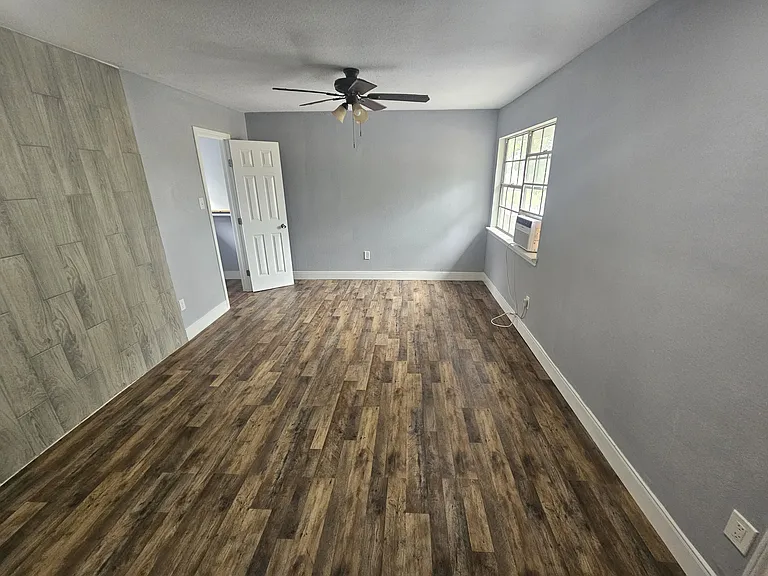1306 Heights St #C — Photo 2