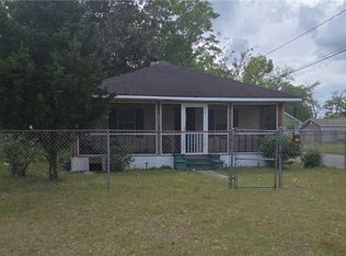 1227 Martin Luther King Dr, Waycross, GA 31501