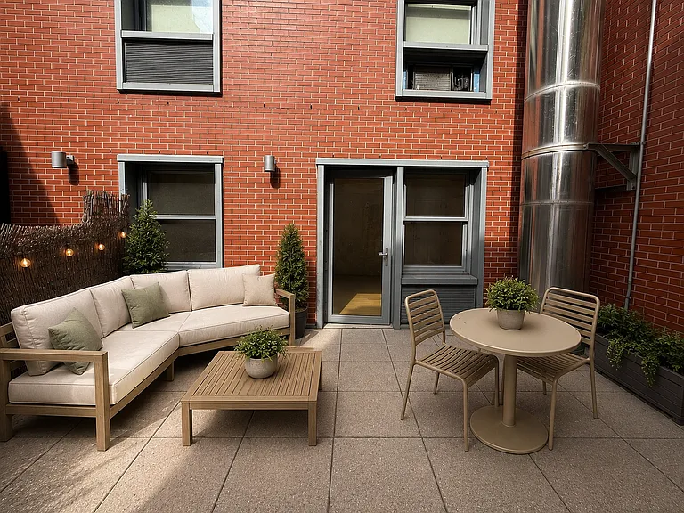 254 Front St #2-G — Photo 2