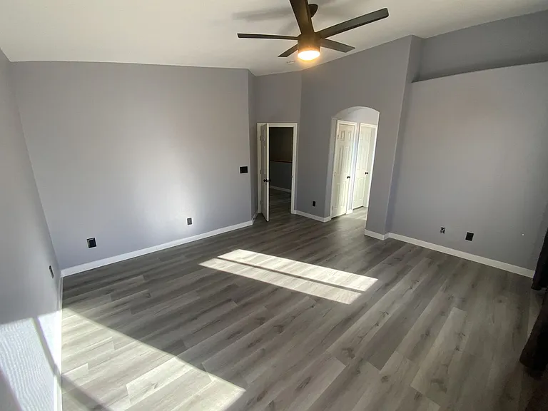6321 Lorne Green Ave #102 — Photo 12