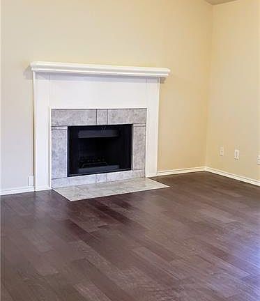 3rd image of 4625 Waterway Dr