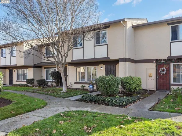 27753 Hummingbird Ct, Hayward, CA 94545