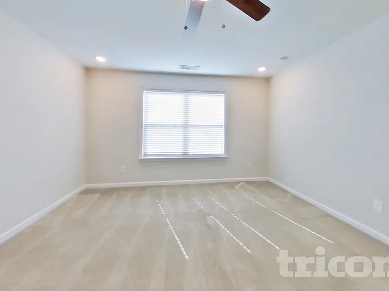 83 Leyland Ct — Photo 6