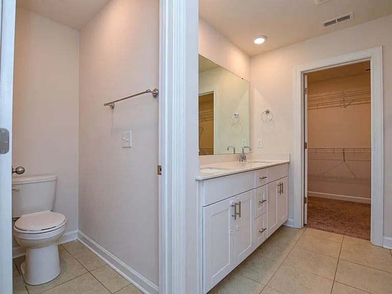 3215 Lisburn St — Photo 31