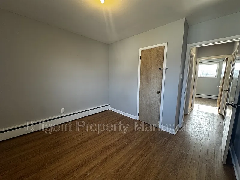 2 bed, 1.0 bath, $1,745 — Photo 4
