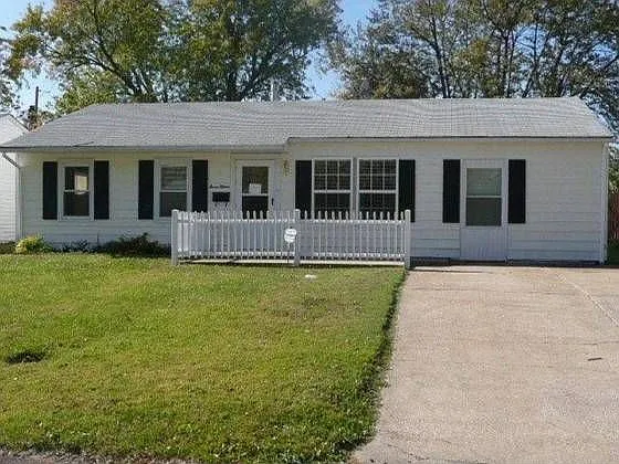 715 Saint Norbert Dr photo 1