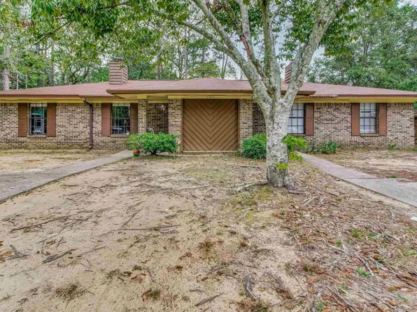 1365 Pinnacle Dr, Pensacola, FL 32504